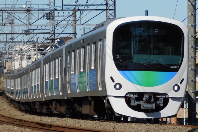 武蔵丘車両基地30000系38112Fを西所沢～小手指間で撮影した写真