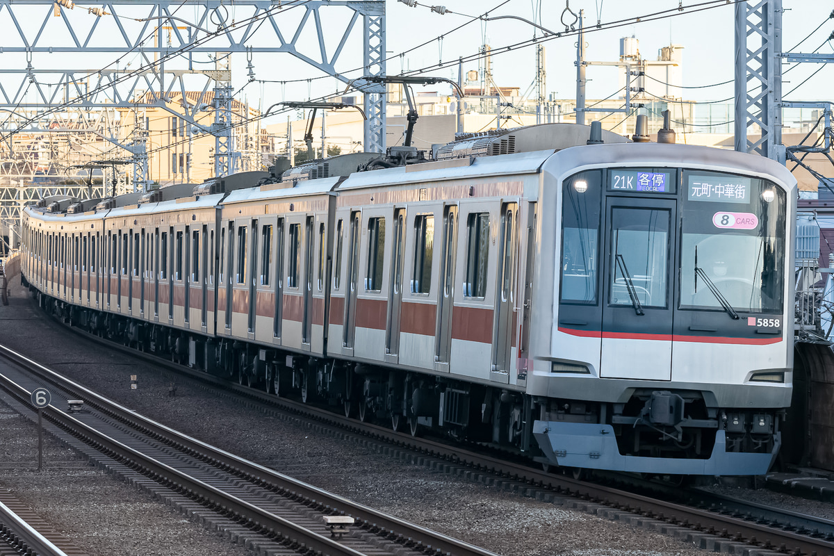 東急電鉄  5050系 5158F