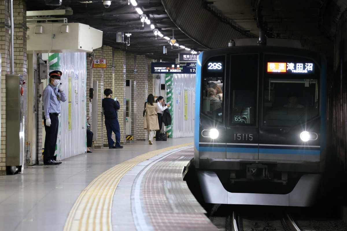 東京メトロ  15000系 15115F