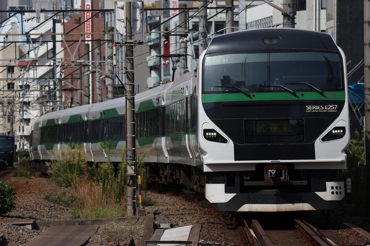 JR東日本 鎌倉車両センター本所 E257系 オオOM-92編成