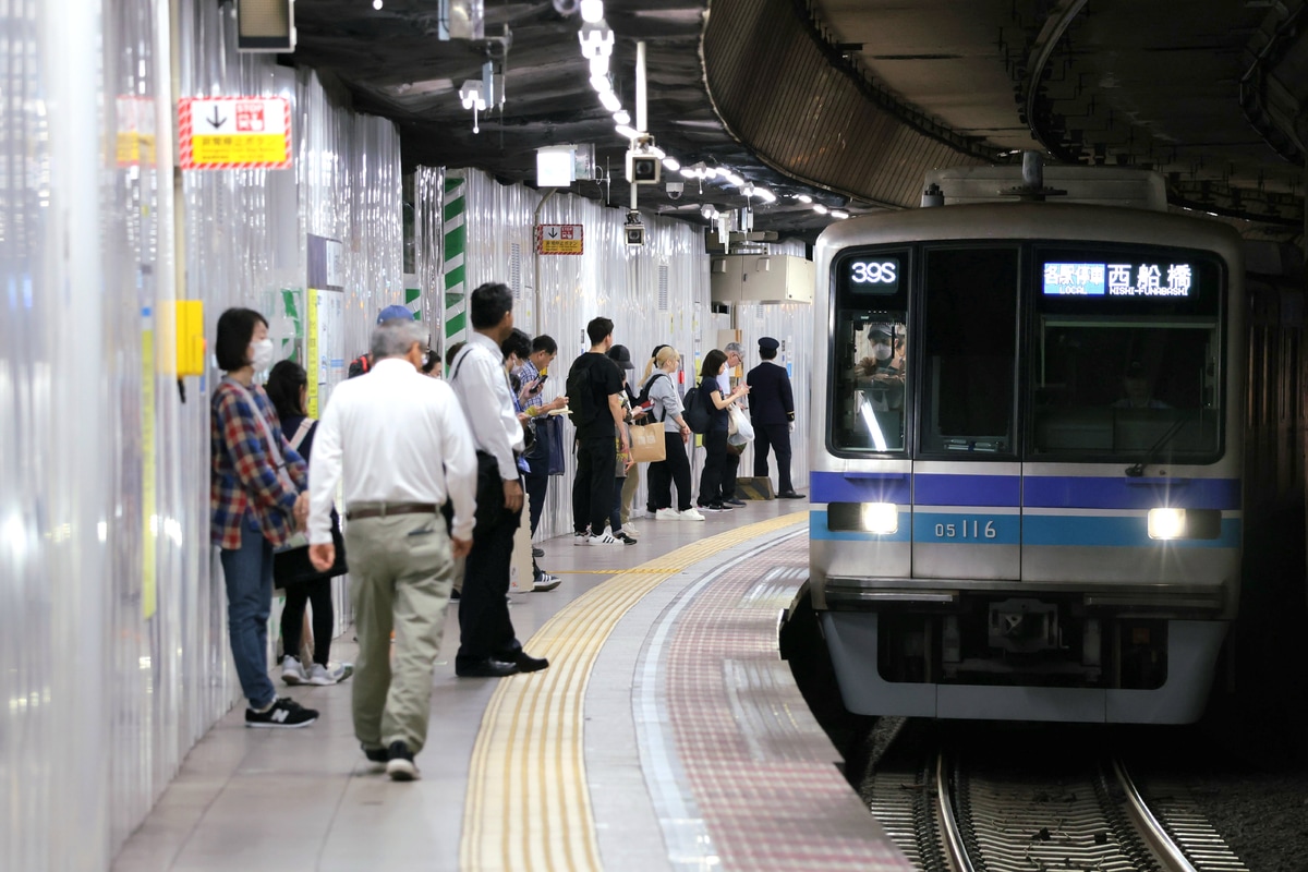 東京メトロ  05系 05-116F