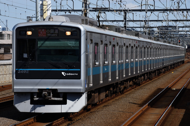 喜多見検車区3000形3092×10を千歳船橋駅で撮影した写真