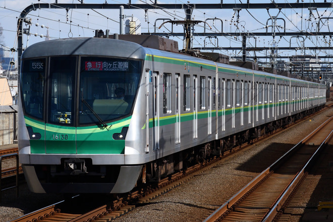 綾瀬検車区16000系16130Fを千歳船橋駅で撮影した写真