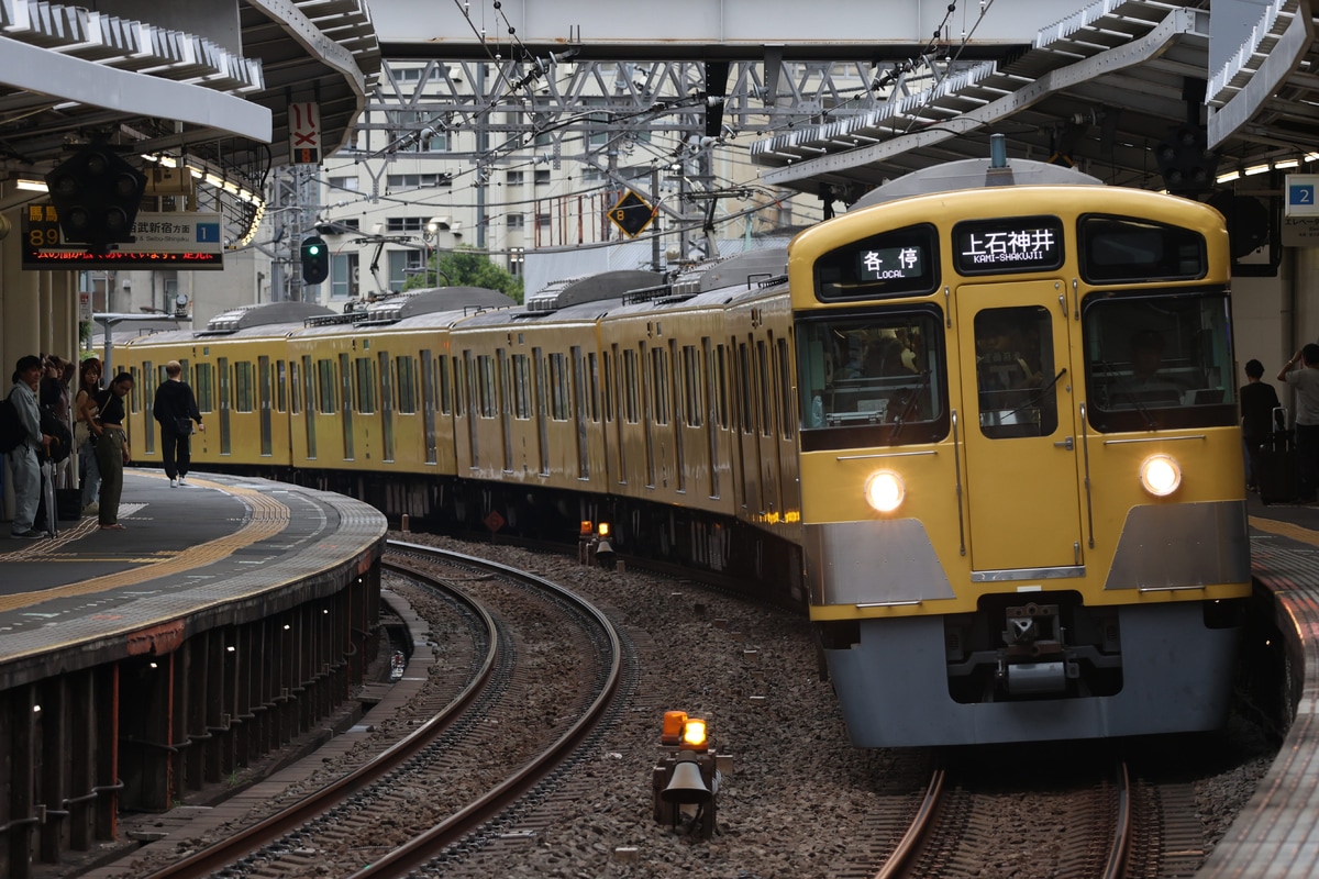 西武鉄道  2000系 2085F