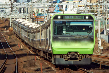 byユウ