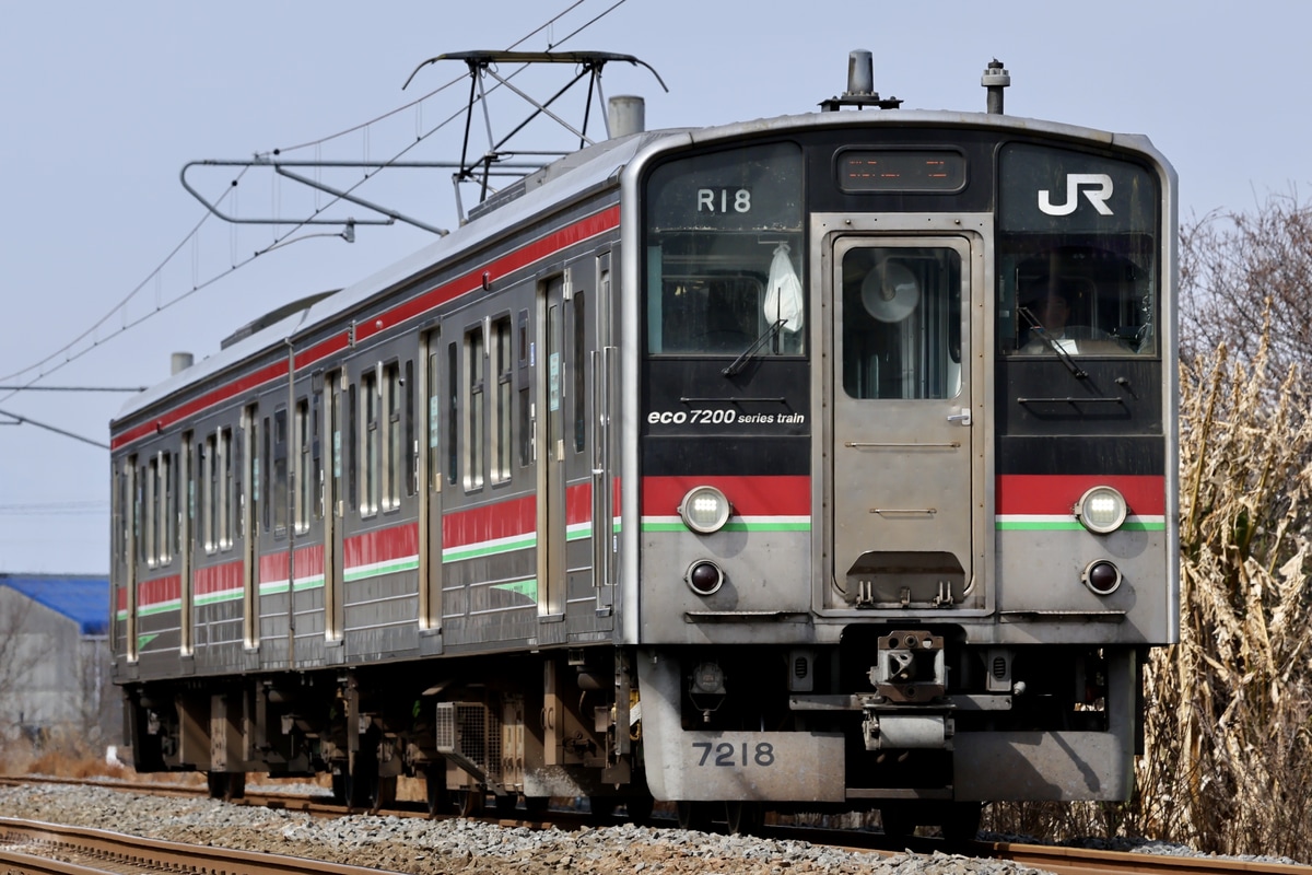 JR四国 高松運転所 7200系 R18編成