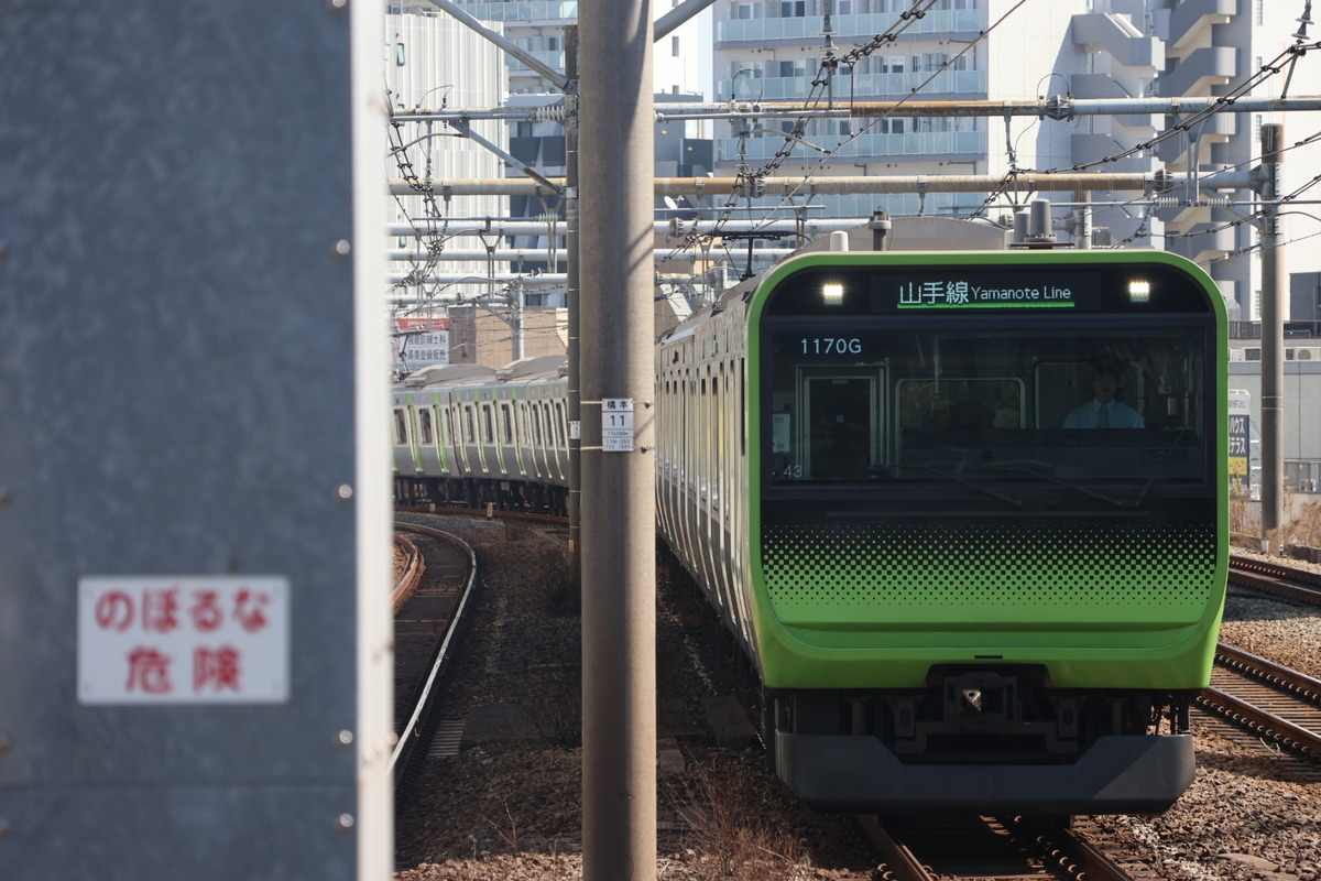 JR東日本 東京総合車両センター本区 E235系 トウ43編成