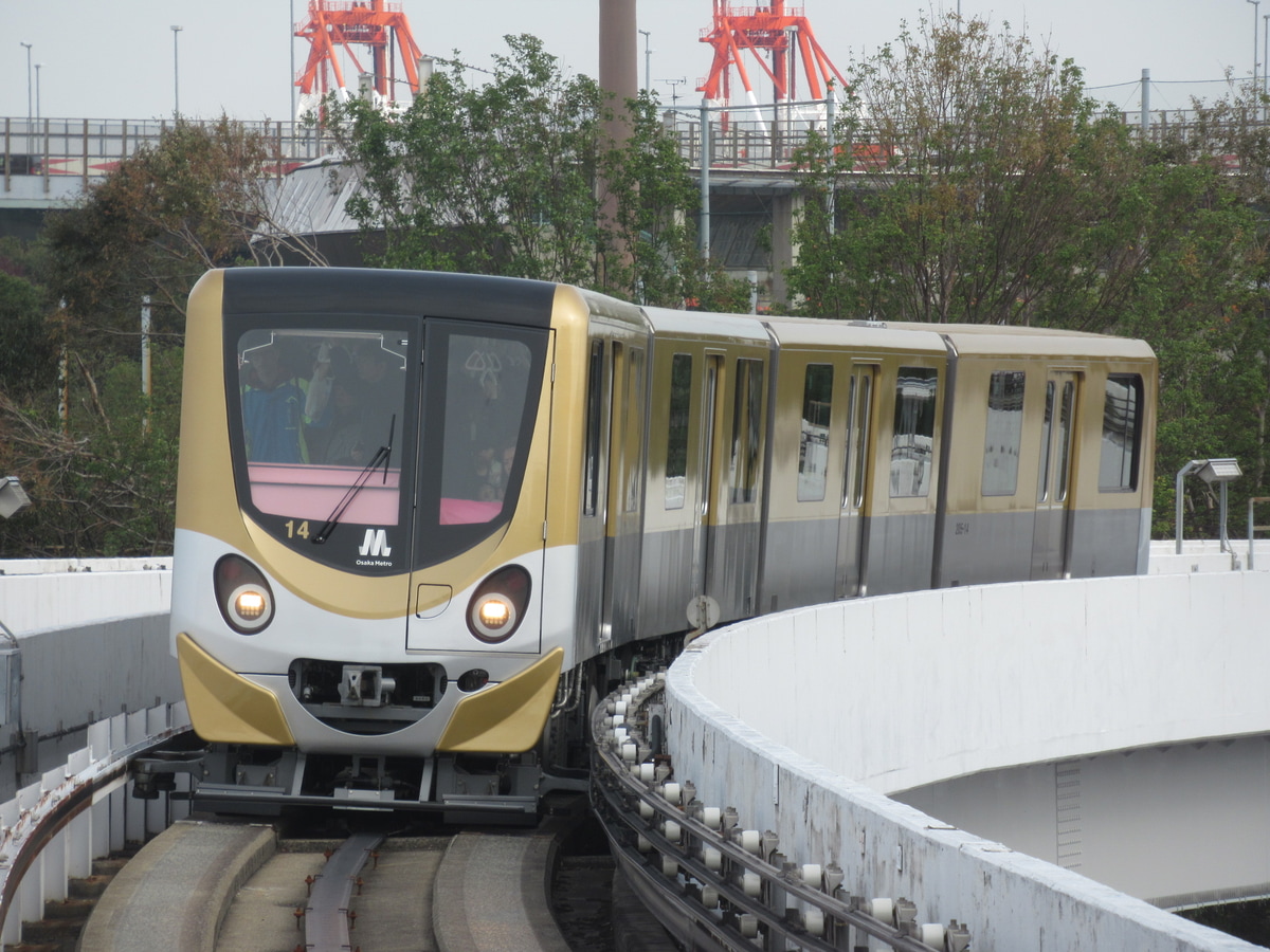 大阪市高速電気軌道 南港検査場 200系 第14編成
