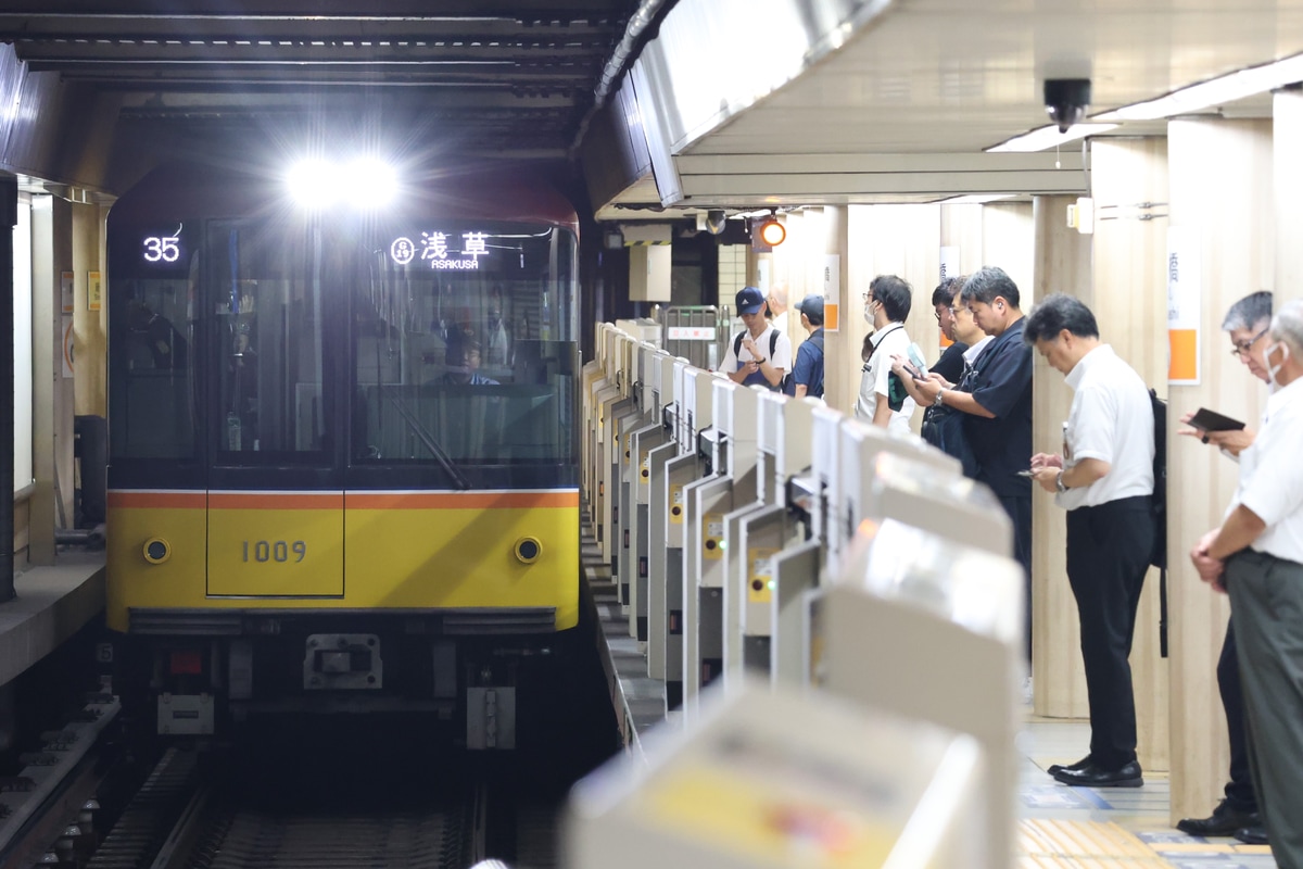 東京メトロ  1000系 1109F