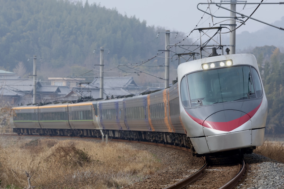 JR四国 松山運転所 8000系 L5編成