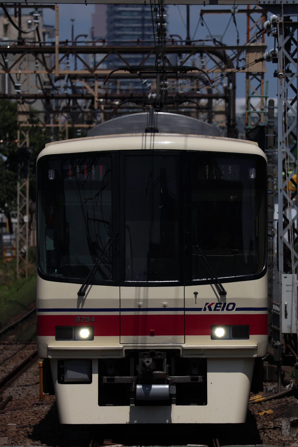 京王電鉄  8000系 8704F