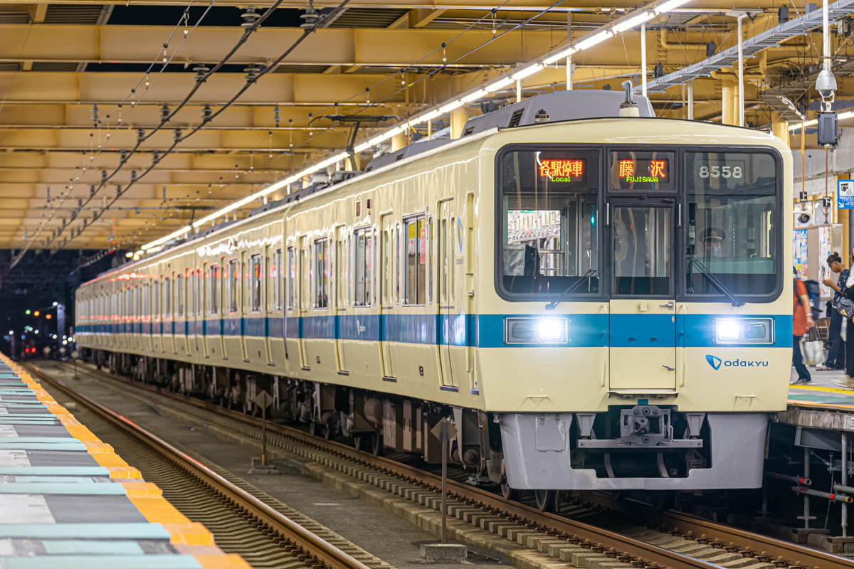 小田急電鉄 喜多見検車区 8000型 8258×6