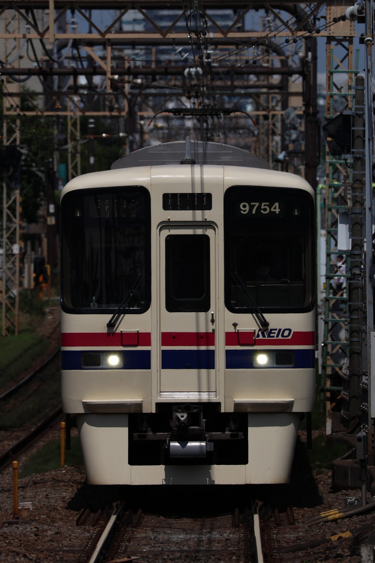 京王電鉄  9000系 9704F