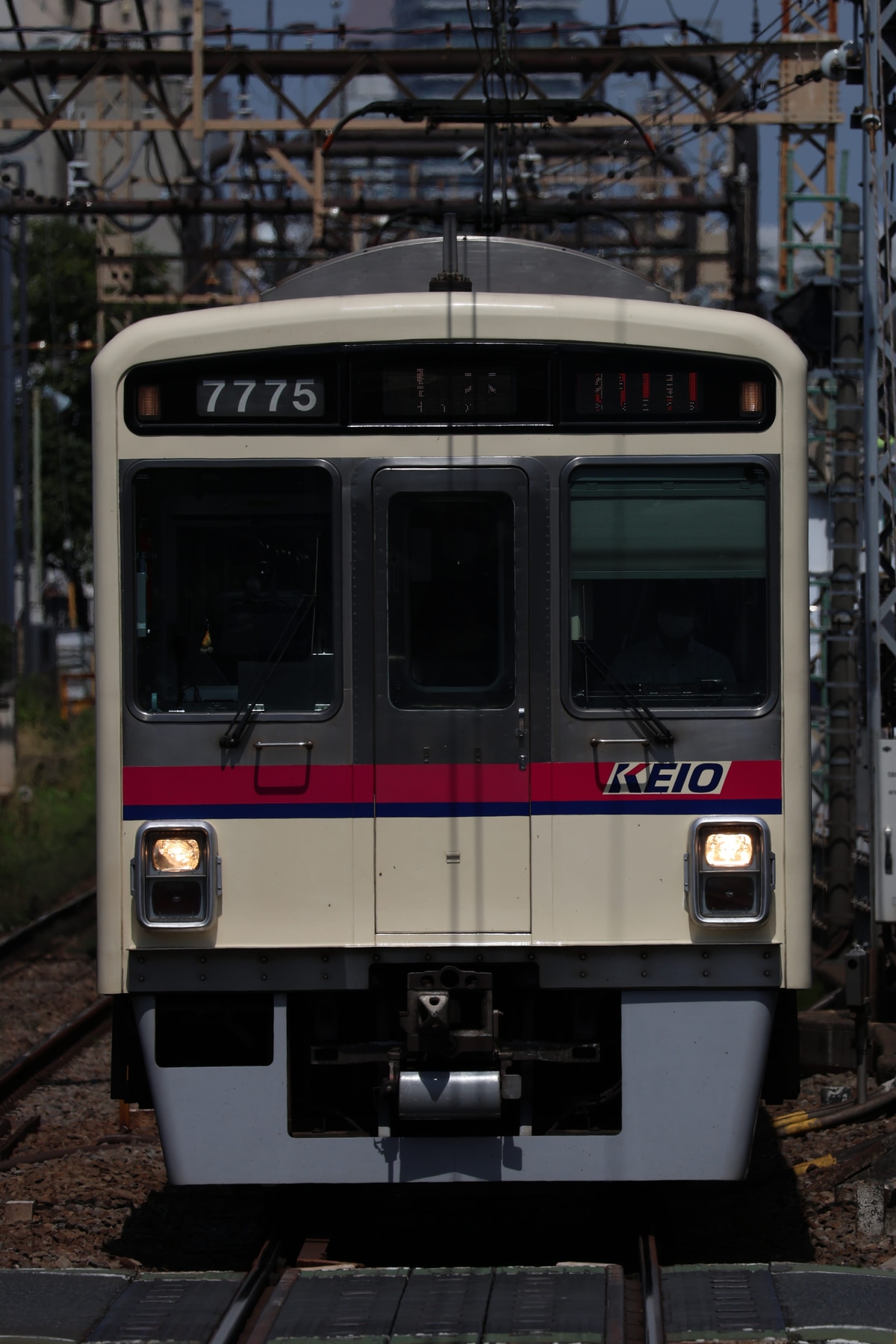 京王電鉄  7000系 7725F