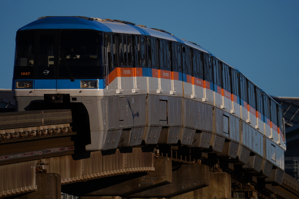 東京モノレール 昭和島車両区 1000形 1037F