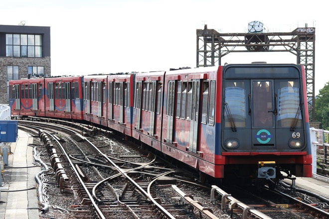 Docklands Light Railway