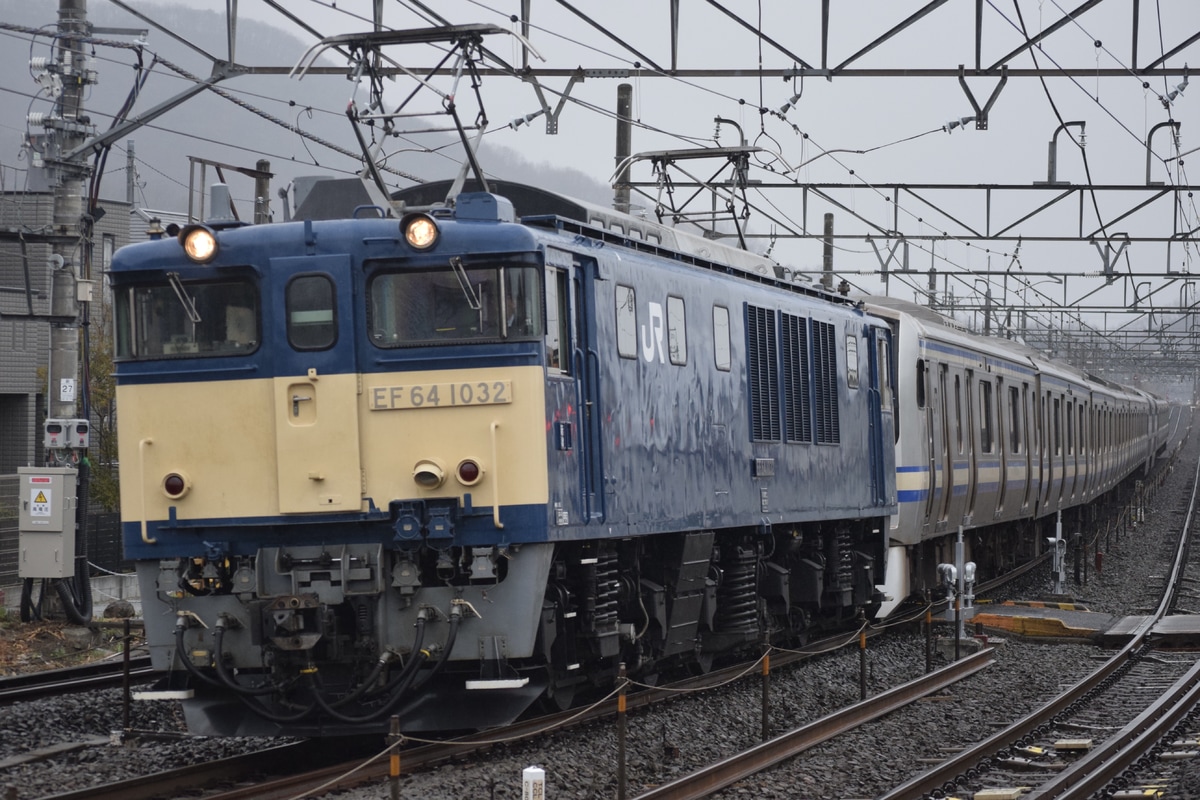 JR東日本 新潟車両センター EF64 1032