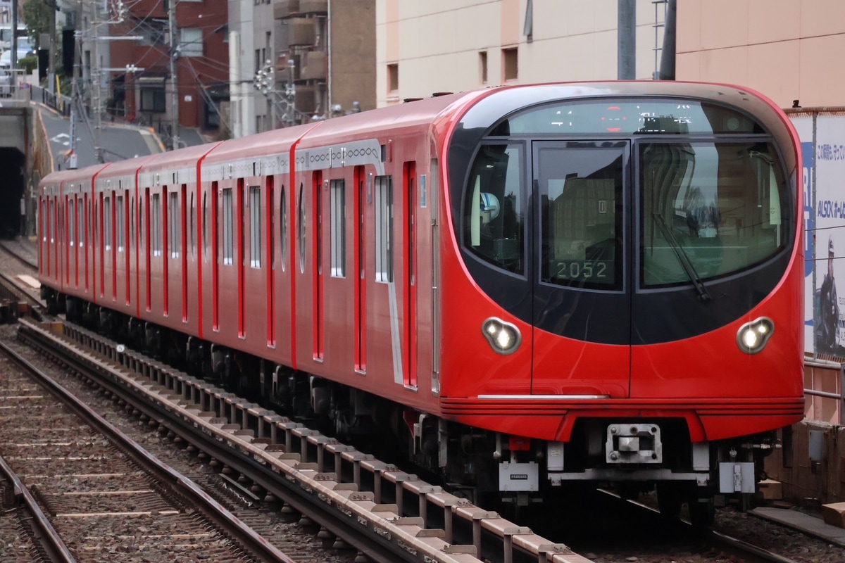 東京メトロ 中野検車区 2000系 2052f