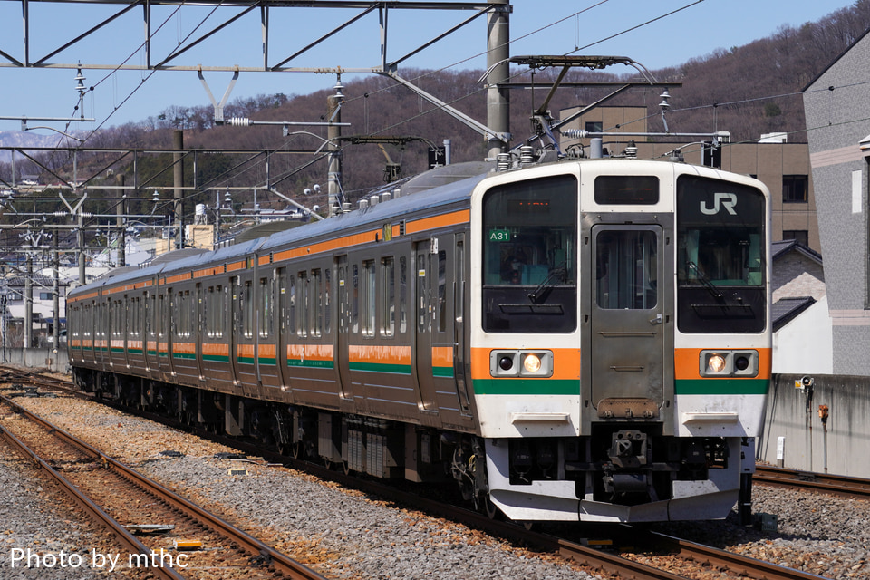 JR東211系タカA31編成<br class="br-sp" />(タカA31)の写真