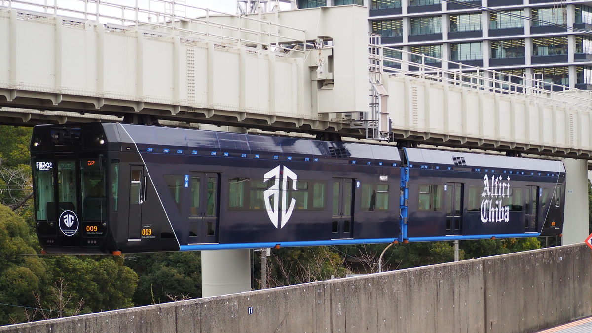 千葉都市モノレール 萩台車両基地 0形 009