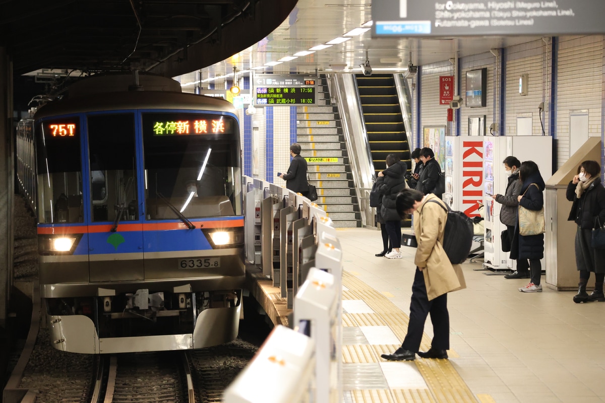 東京都交通局 志村検車場 6300形 6335F