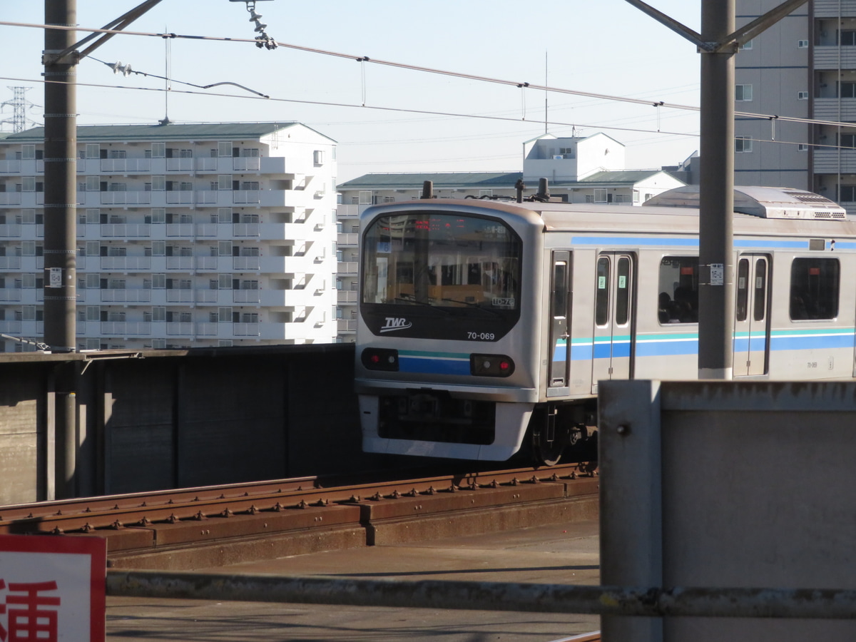 東京臨海高速鉄道 東臨運輸区 70-000形 Z6編成