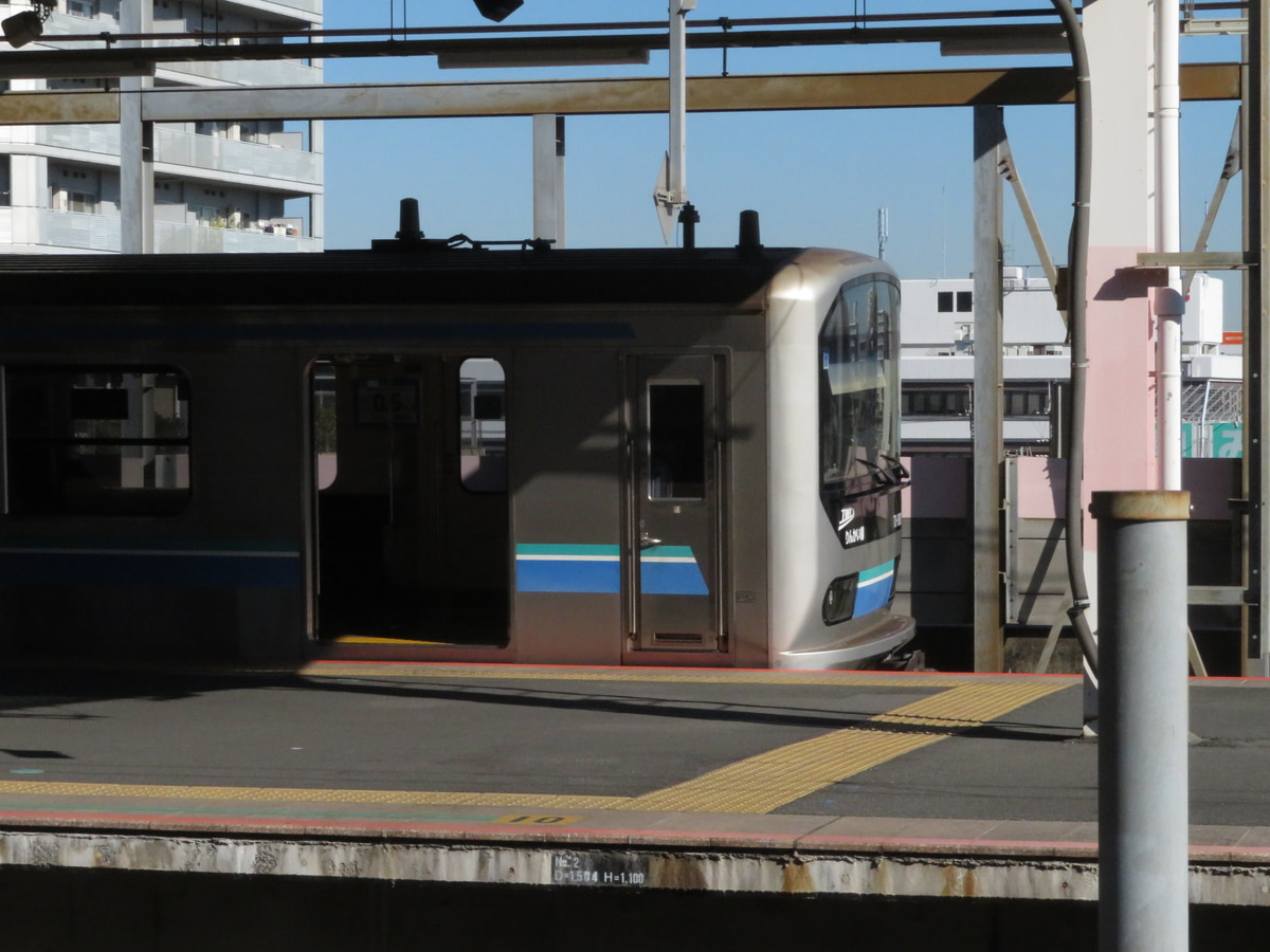 東京臨海高速鉄道 東臨運輸区 70-000形 Z8編成