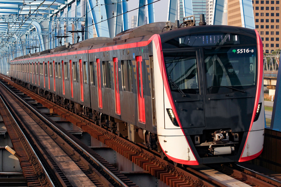 都営5500形5516編成<br class="br-sp" />(5516F)の写真