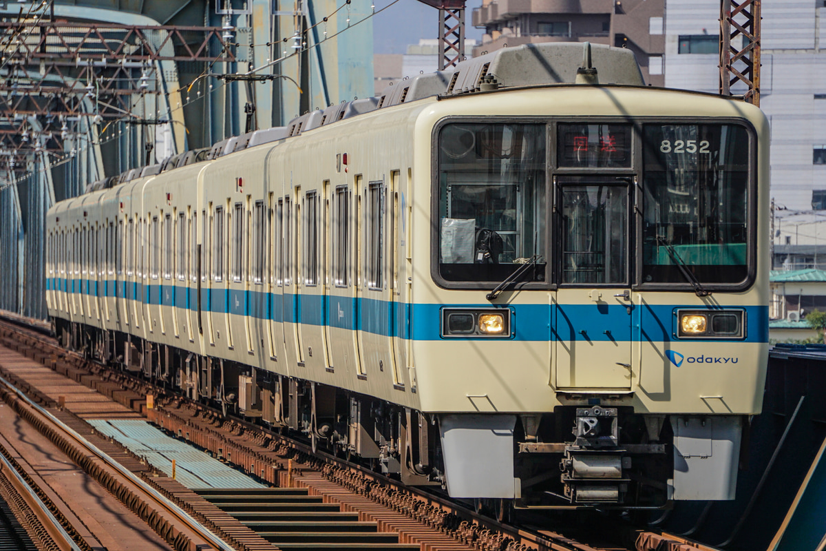 小田急電鉄  8000形 