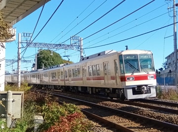 by鉄道＝神【東武61611F推し】