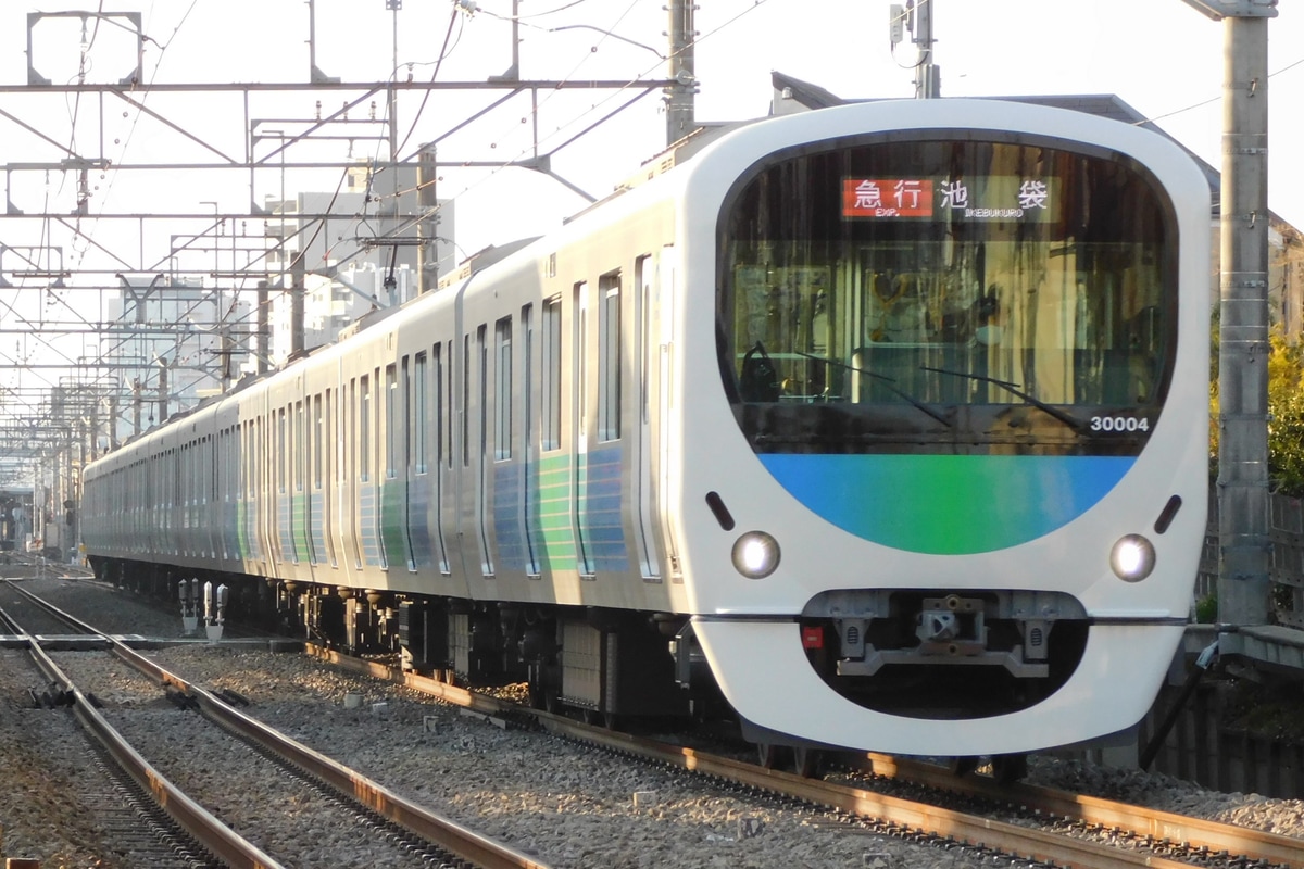 西武鉄道 玉川上水車両基地 30000系 30104F
