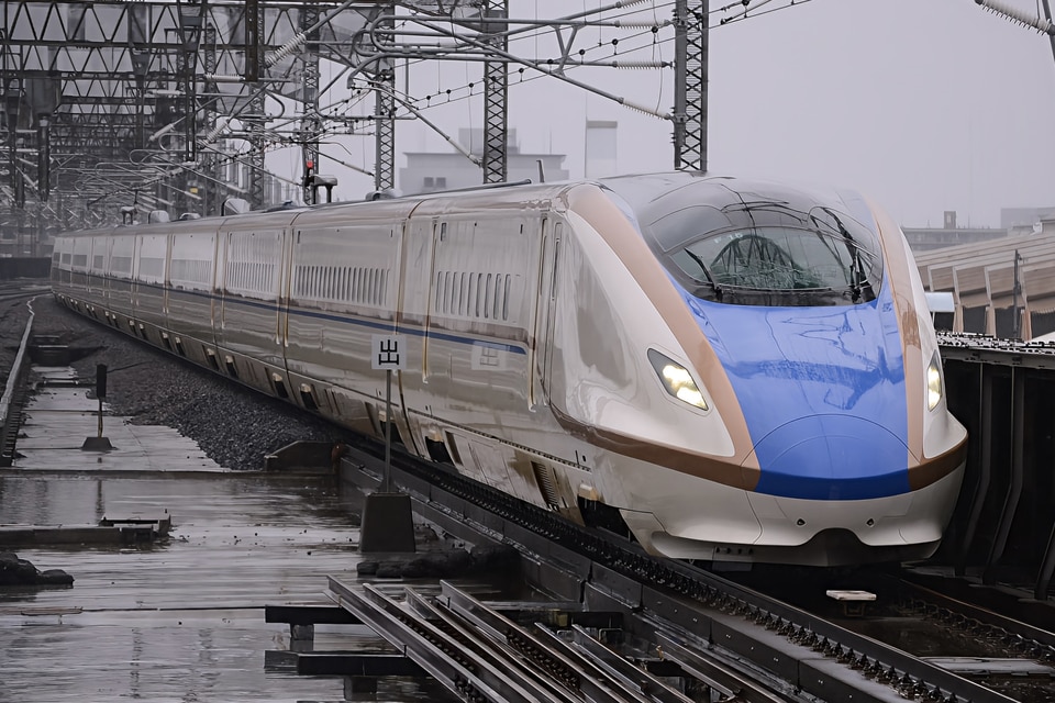 JR東E7系F15編成の写真