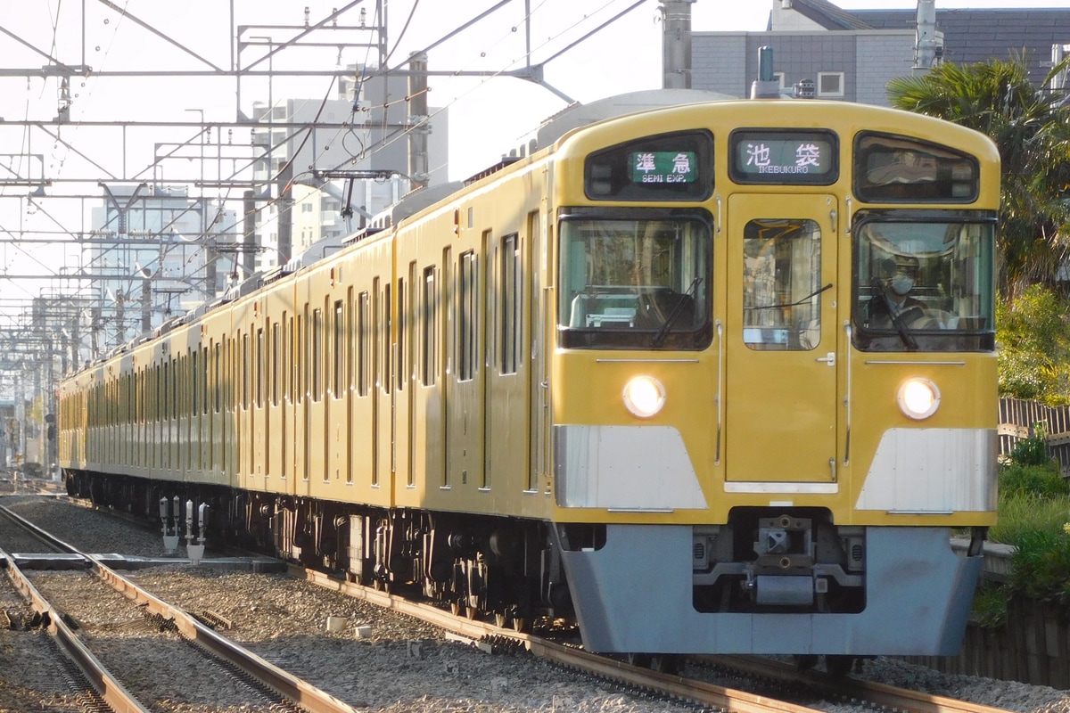 西武鉄道 南入曽車両基地 2000系 2073F