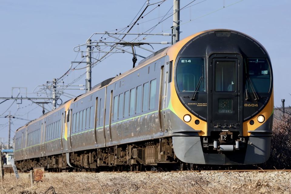 JR四8600系E14編成の写真