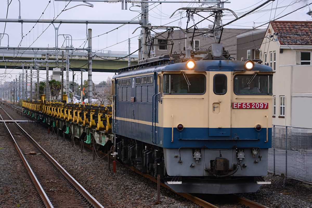 JR貨物 新鶴見機関区 EF65 2097