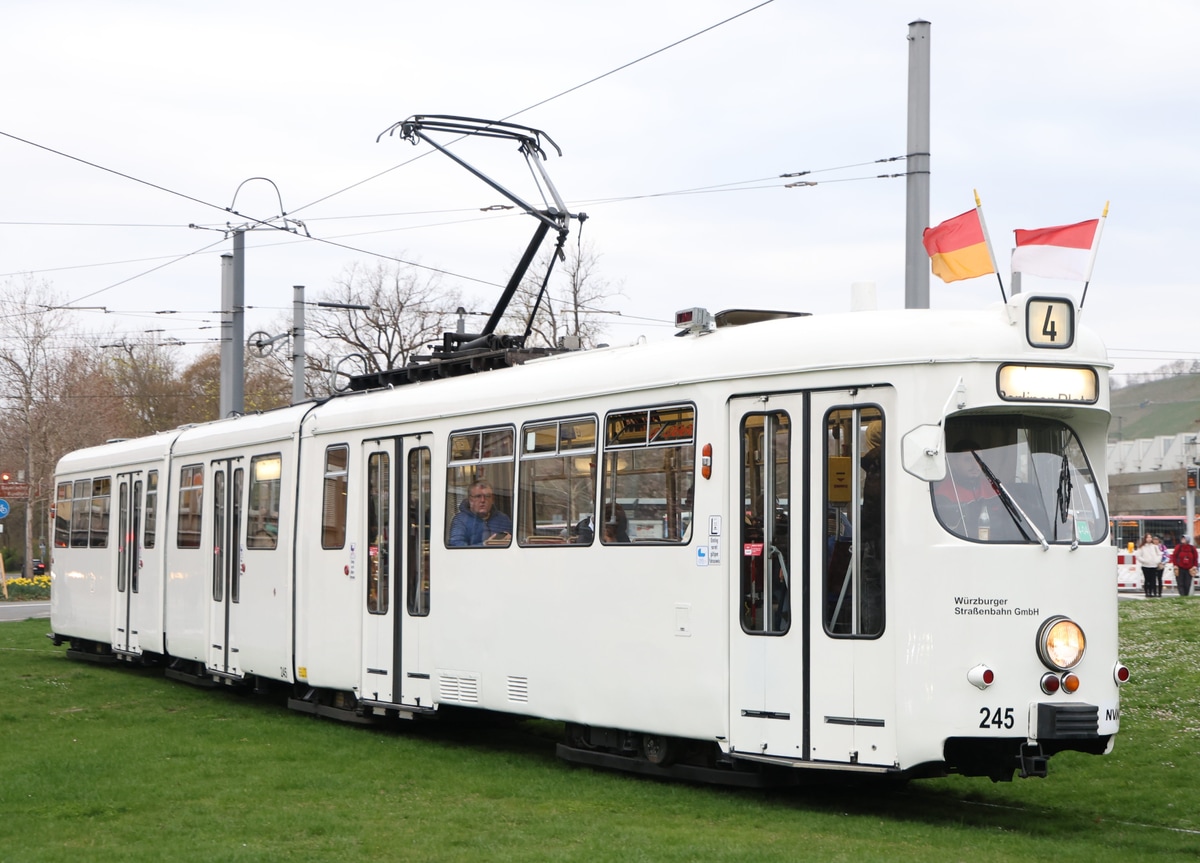 Verkehrsverbund Mainfranken  GTW-D8 245