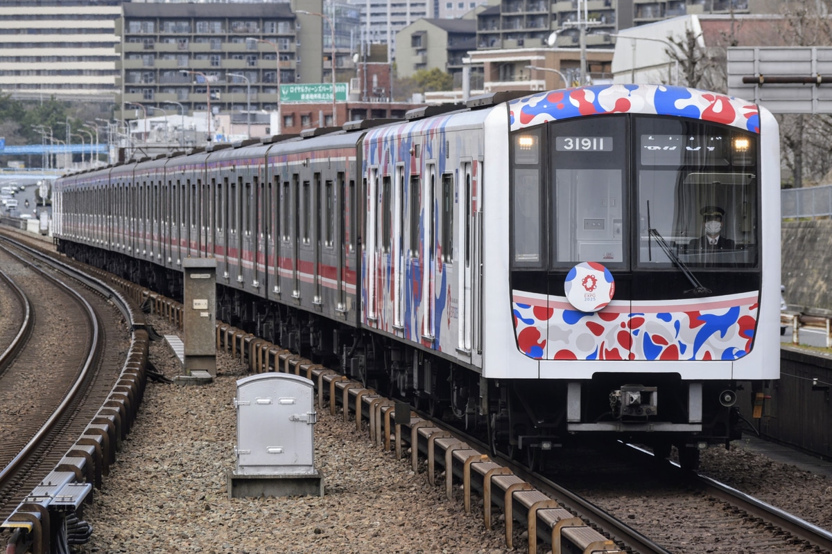 大阪市高速電気軌道 中百舌鳥検車場 30000系 31611F