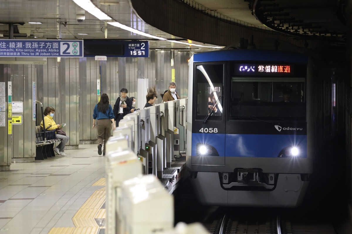 小田急電鉄  4000形 4058F