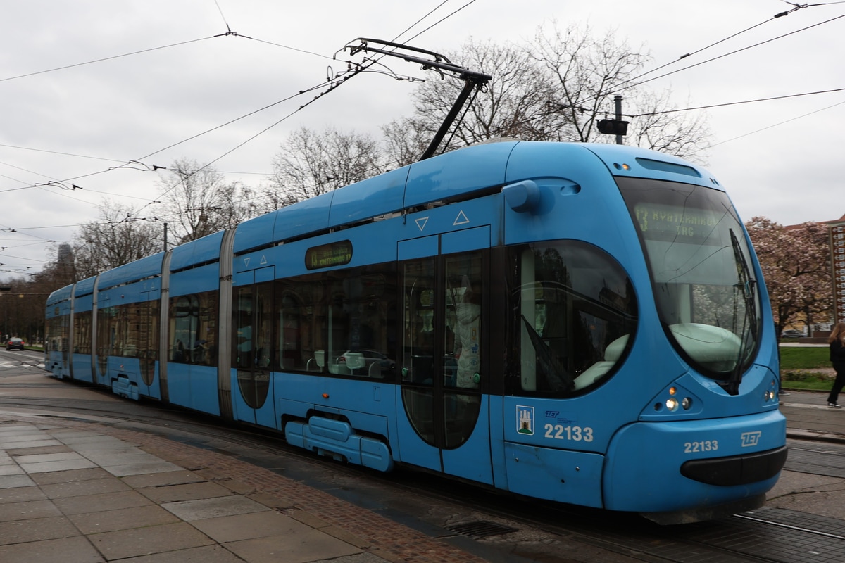 Zagreb tramway network  TMK2200 22133