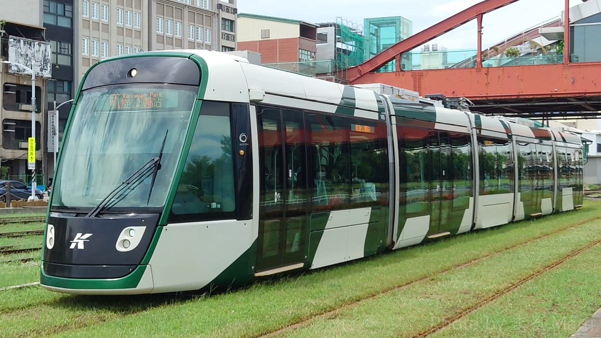 高雄捷運 前鎮機廠 Alstom Citadis X-05 305系 KLRT-16編成