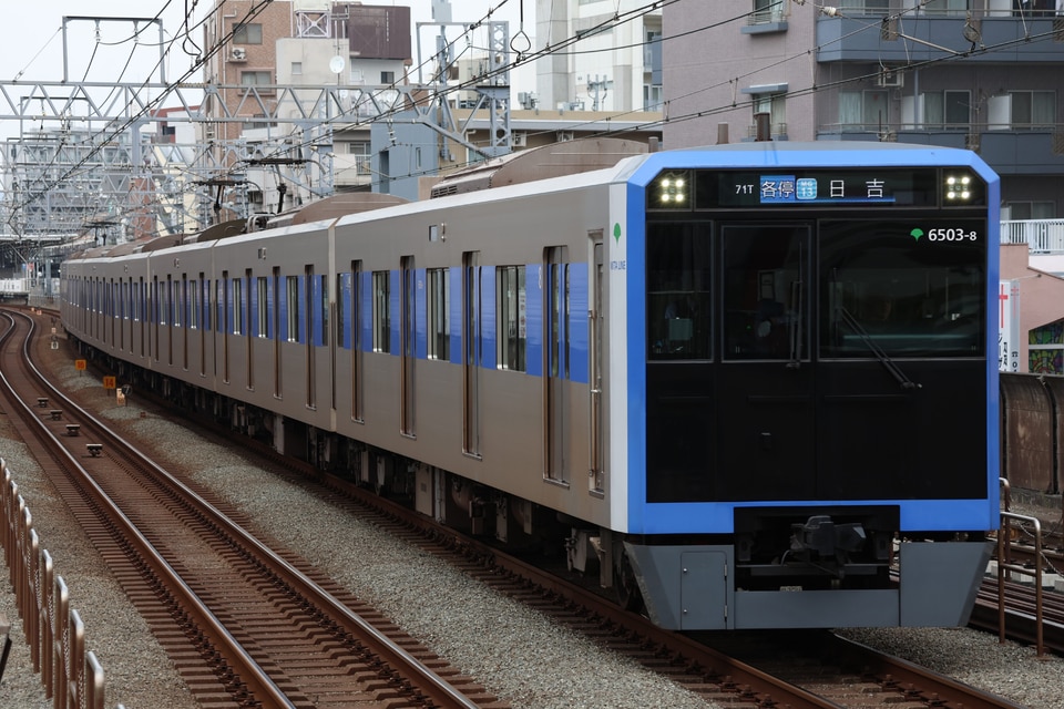 都営6500形6503編成<br class="br-sp" />(6503F)の写真