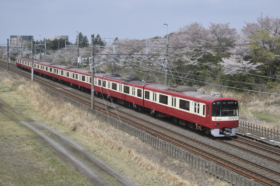 京急新1000形1025編成<br class="br-sp" />(1025F)(1025-)の写真