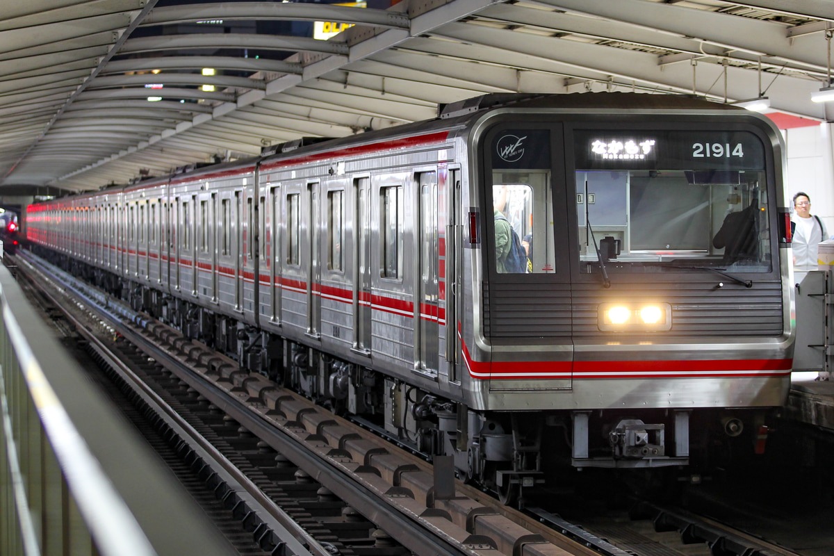 大阪市高速電気軌道 中百舌鳥検車場 21系 21614F
