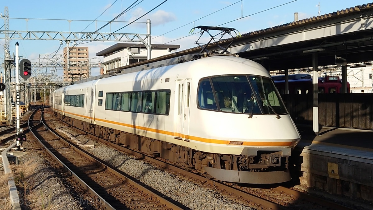 近畿日本鉄道 富吉検車区 21000系 UL09編成
