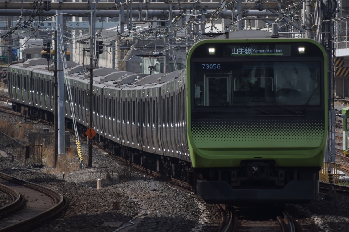 JR東日本 東京総合車両センター本区 E235系 トウ02編成