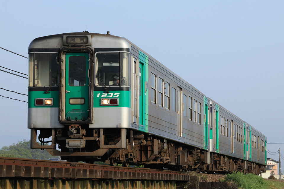 【中古】四国鉄道75年史／四国鉄道75年史編さん委員会編／日本国有鉄道四国支社 中古】四国鉄道75年史／四国鉄道75年史編さん委員会編／日本国有