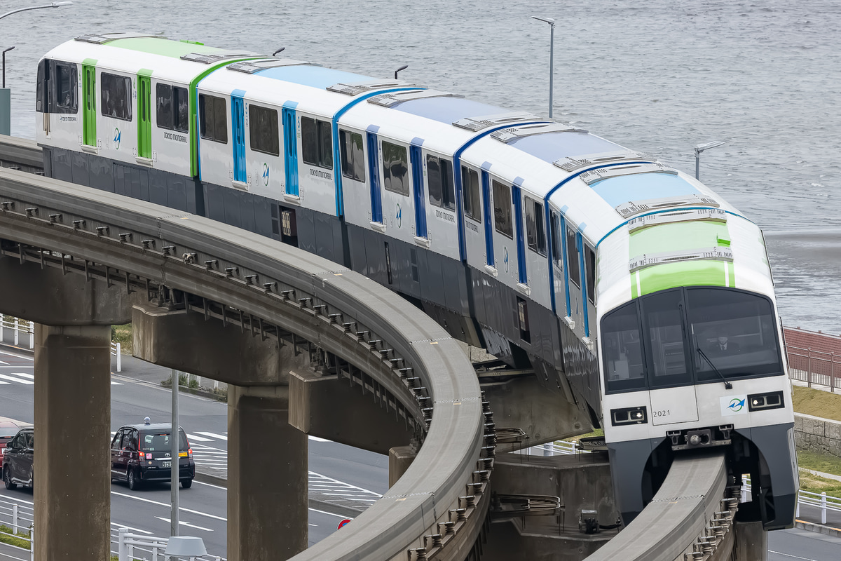 東京モノレール  2000形 2021F