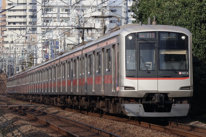 元住吉検車区5050系4114Fを都立大学～自由が丘間で撮影した写真