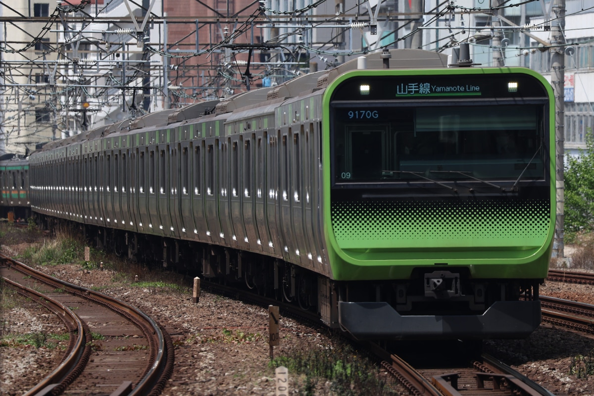 JR東日本 東京総合車両センター本区 E235系 トウ09編成
