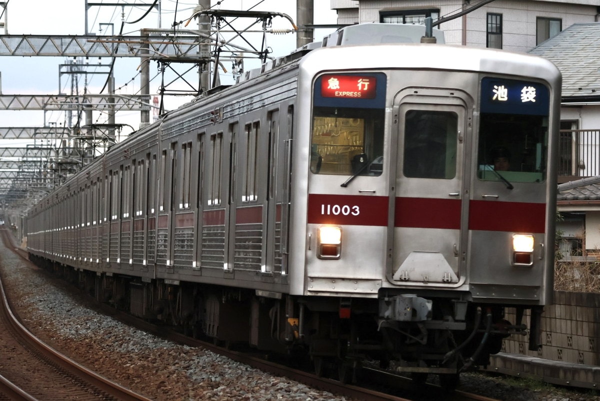 東武鉄道 森林公園検修区 10000 11003f
